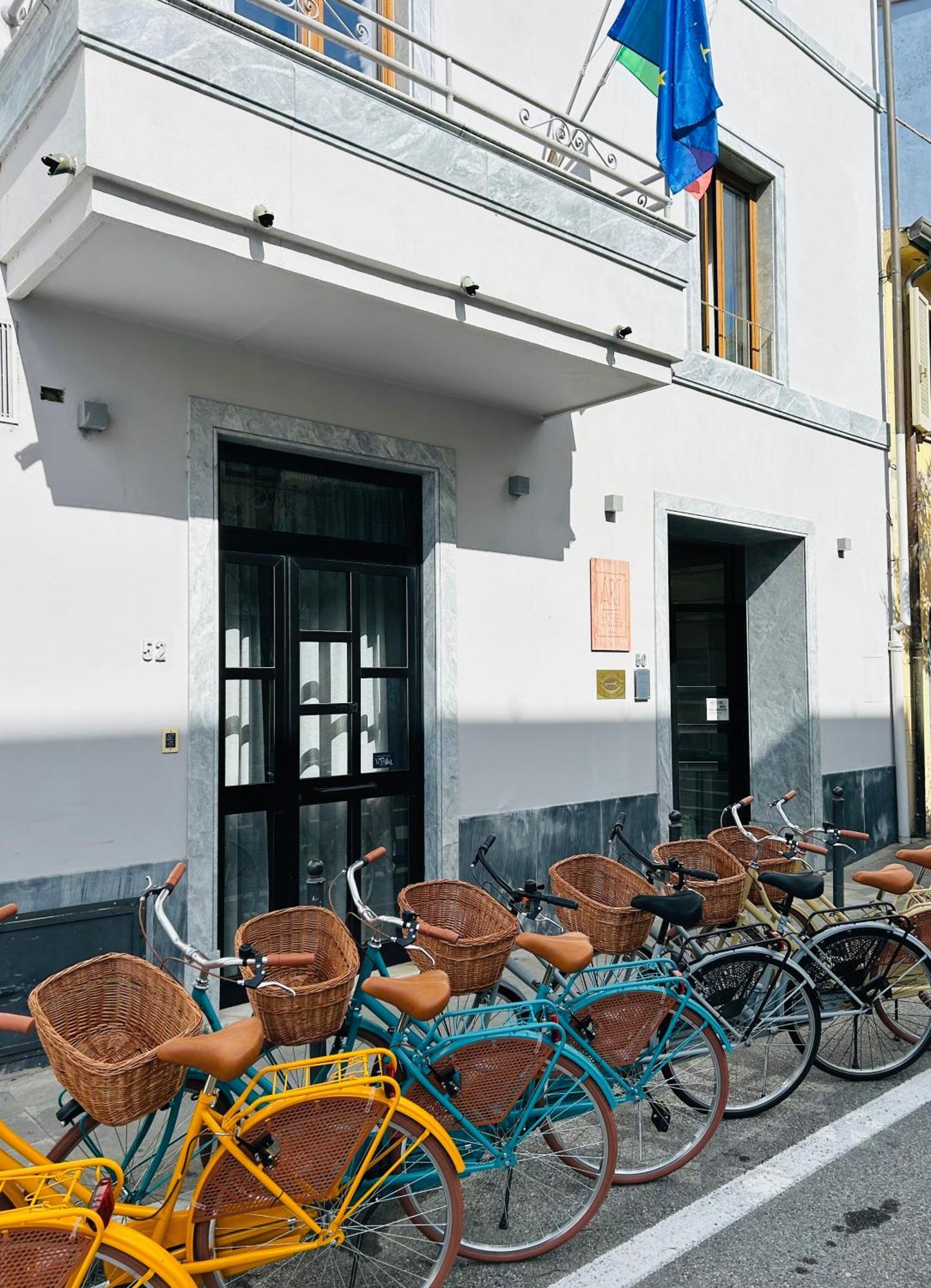 Art Hotel Pietrasanta Exterior foto